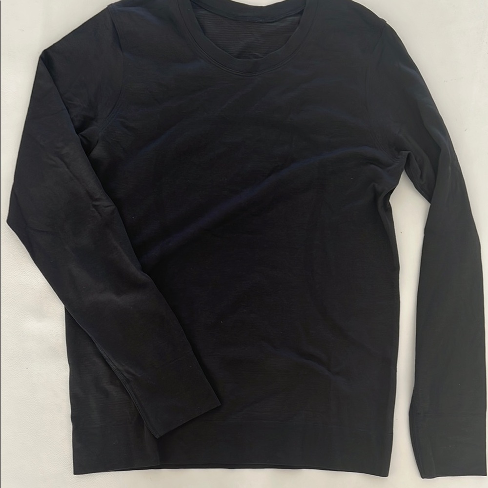 Lululemon Athletica Black Long Sleeve Tee